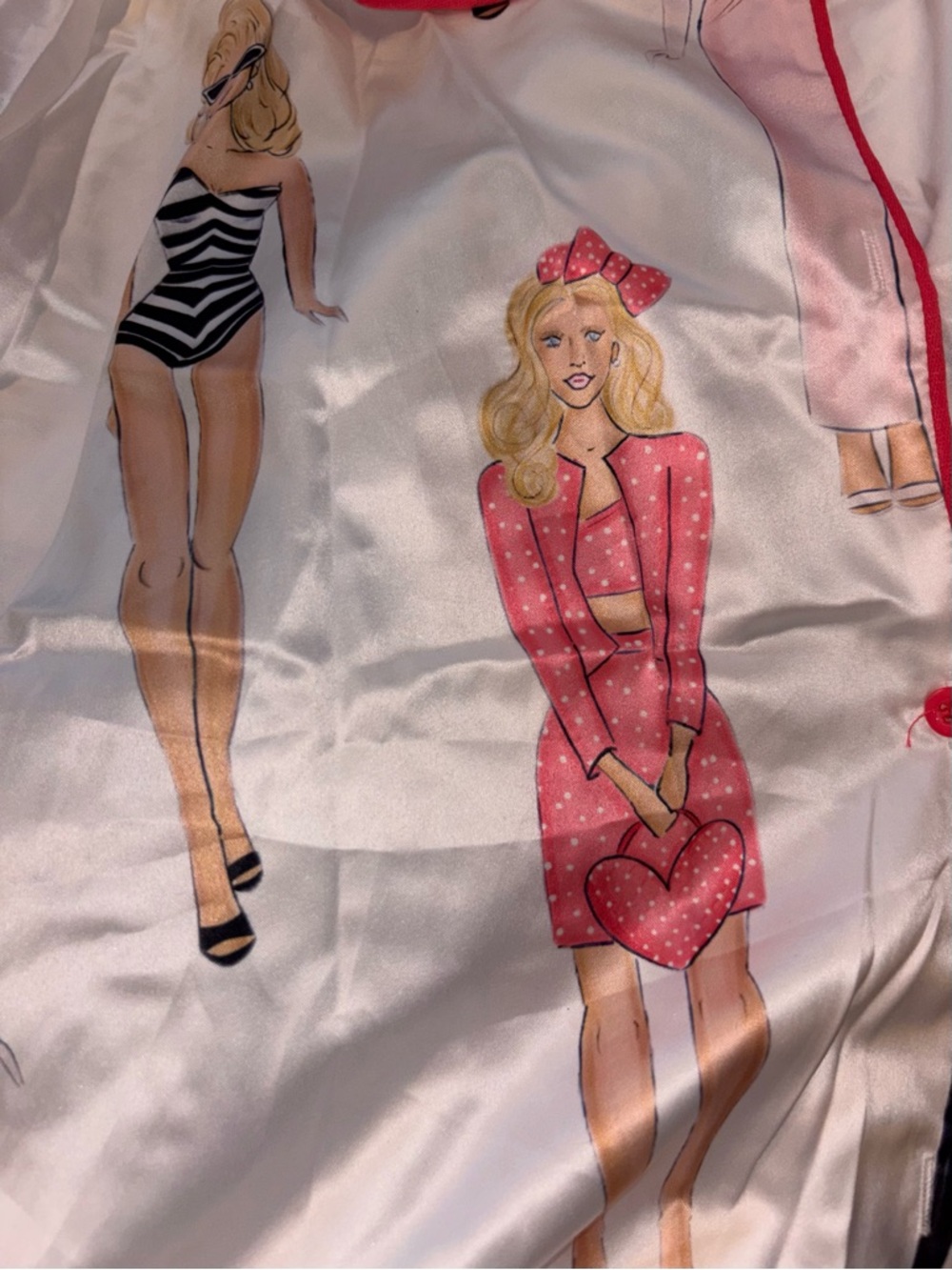 Barbie Inspired Satin Pajama Set Pink Sleepwear Button Up Shorts Set Size M NWT - Picture 4 of 4